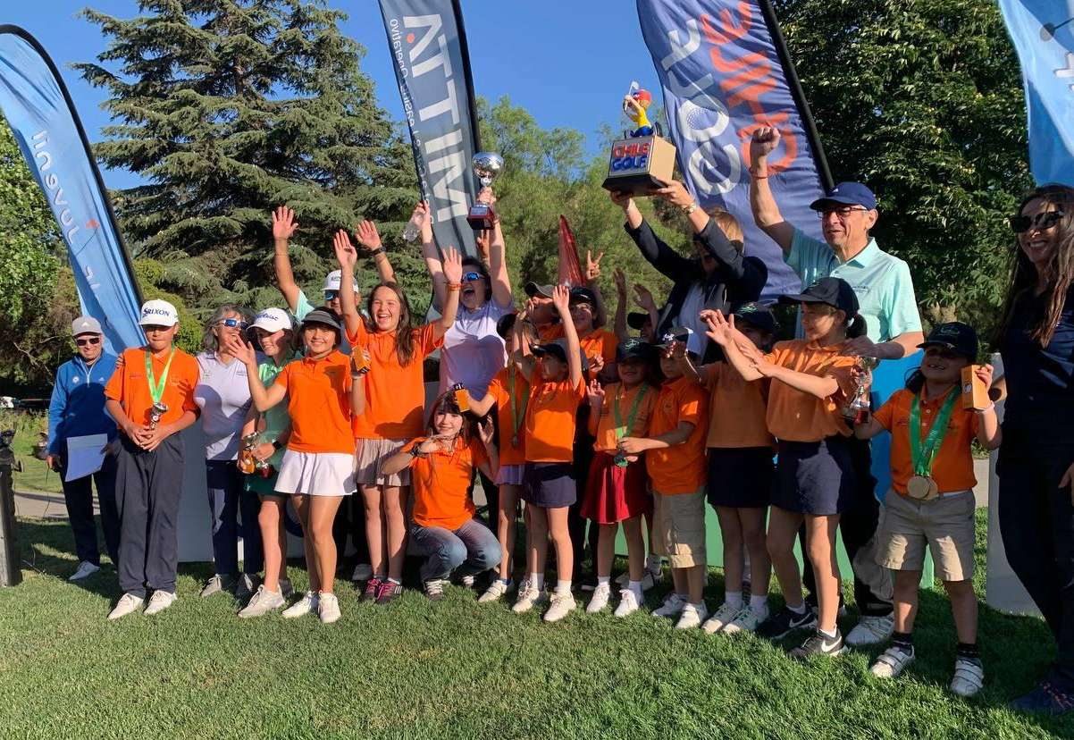 Escuela de Golf Angostura se lleva el torneo juvenil en Chicureo.