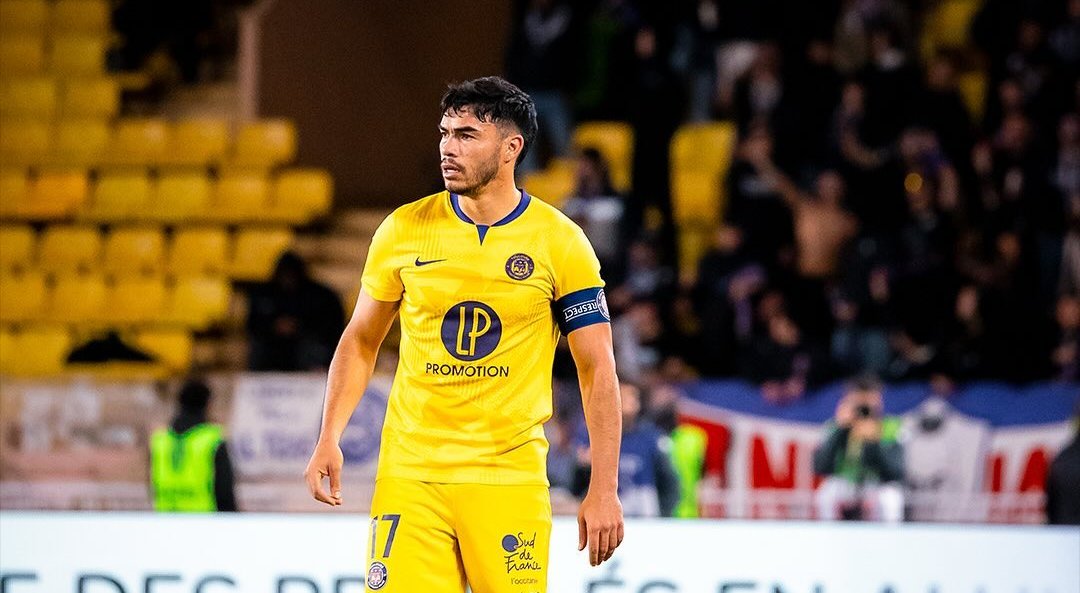 El exentrenador de Gabriel Suazo en Toulouse elogia su rendimiento actual: «Proporciona oportunidades claras a los delanteros».