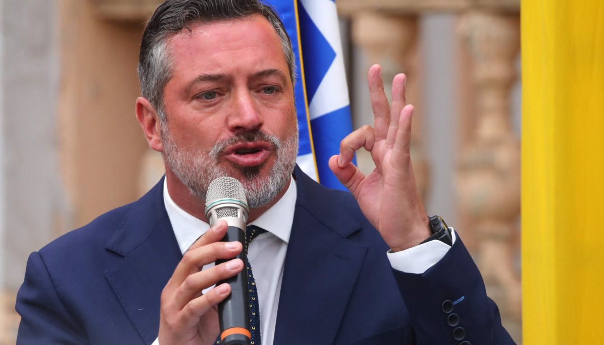 El alcalde Sichel interpondrá una querella por supuesto fraude al fisco en la Corporación Cultural de Ñuñoa, señalando a la gestión de Emilia Ríos.