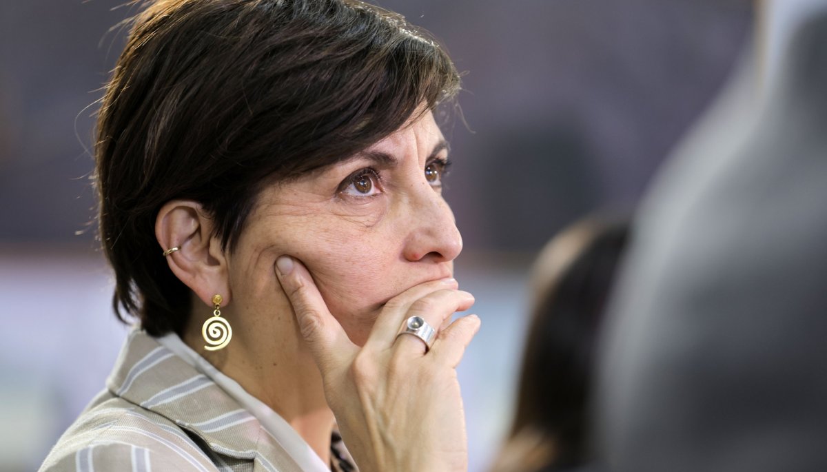 La visión alternativa de la Ministra de Salud ante la seria crisis hospitalaria en la región de Valparaíso: «Estamos avanzando».