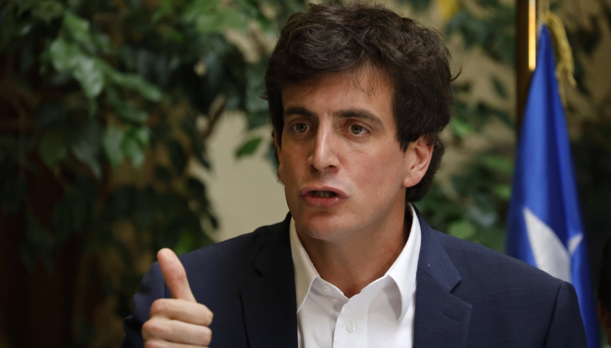 Schalper destaca por el aumento de Kaiser en las encuestas: ‘No basta con expresar sentimientos, hay que movilizar mayorías.’