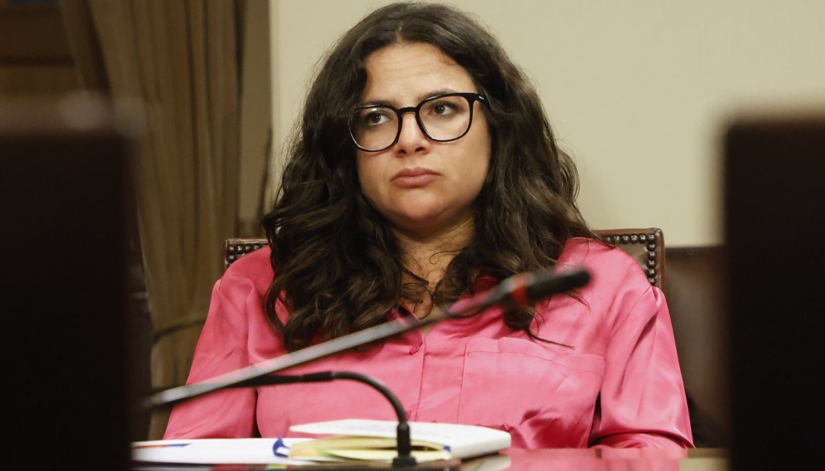 Orellana se pronuncia sobre las acusaciones de maltrato contra el exjefe de gabinete de la Dipres: «Rechazamos cualquier tipo de violencia».