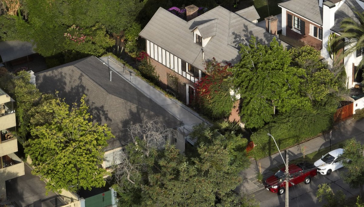 Legisladores del PPD y del PS censuran al Gobierno por el intento fallido de adquirir la casa de Salvador Allende.