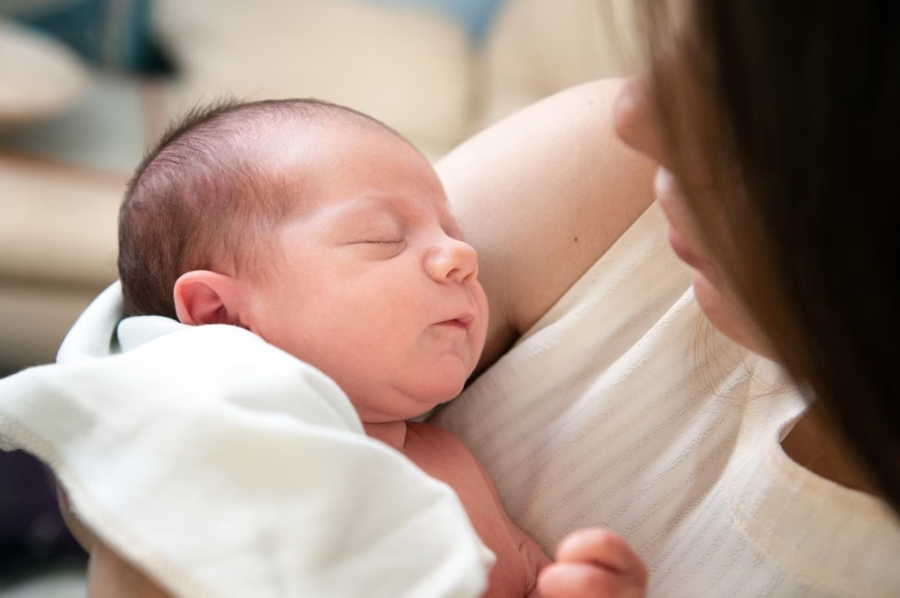 Los sorprendentes errores en la cédula de identidad de una recién nacida.