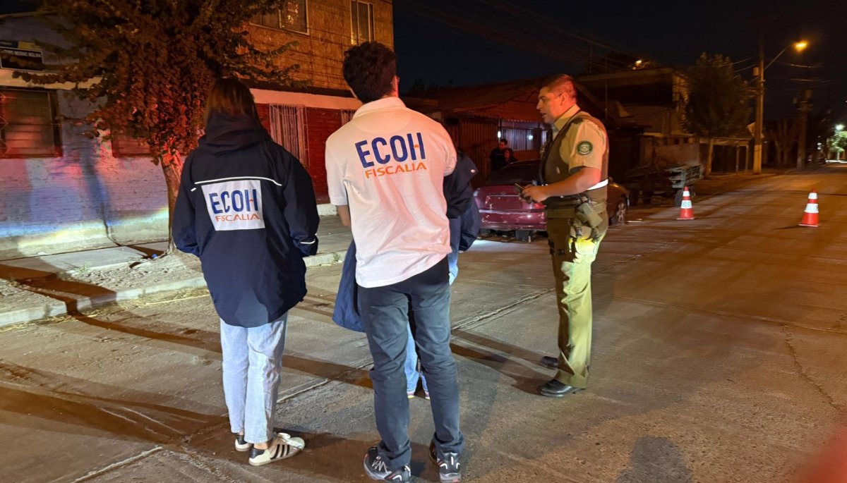 Adolescente de 15 años fue tiroteado junto a sus padres en Lo Espejo: se indaga un posible ajuste de cuentas.