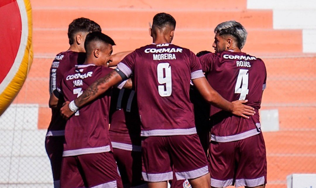 D. La Serena logró una victoria significativa frente a Cobresal en su primer partido de la Copa Chile.