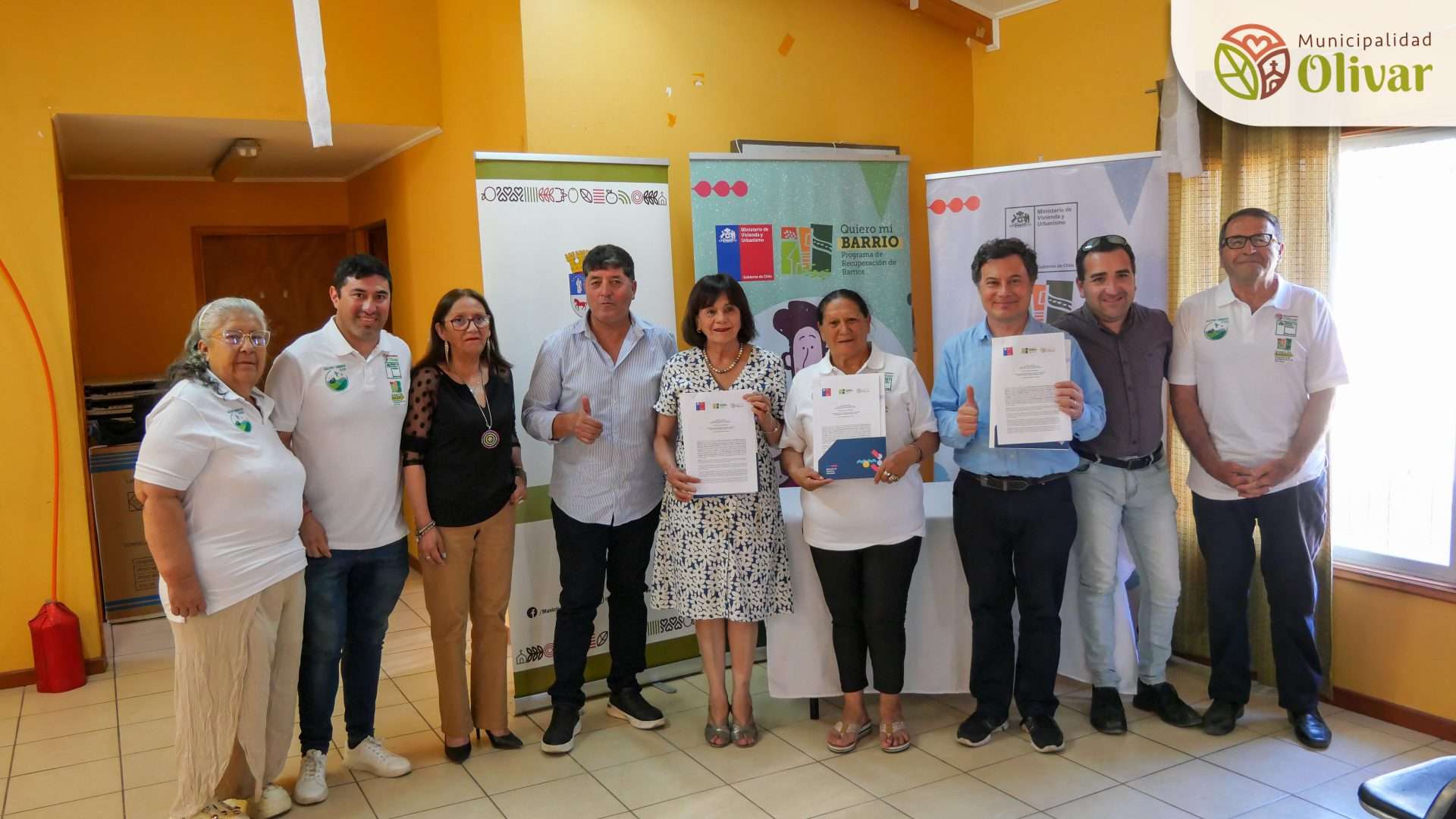 Autoridades firmaron convenio del Programa Quiero Mi Barrio junto a los vecinos del Barrio Gultro Oriente.