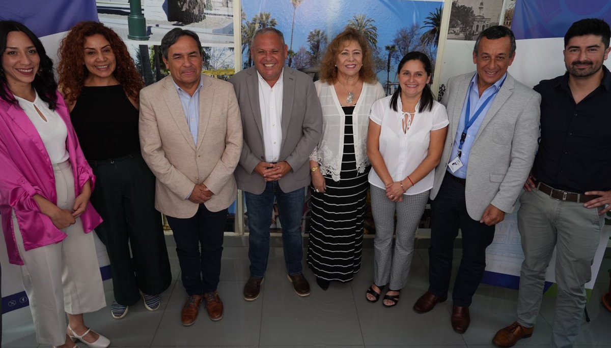 El Gobernador Mundaca sostuvo un encuentro con los alcaldes de la provincia de Quillota para colaborar en sus necesidades e iniciativas.
