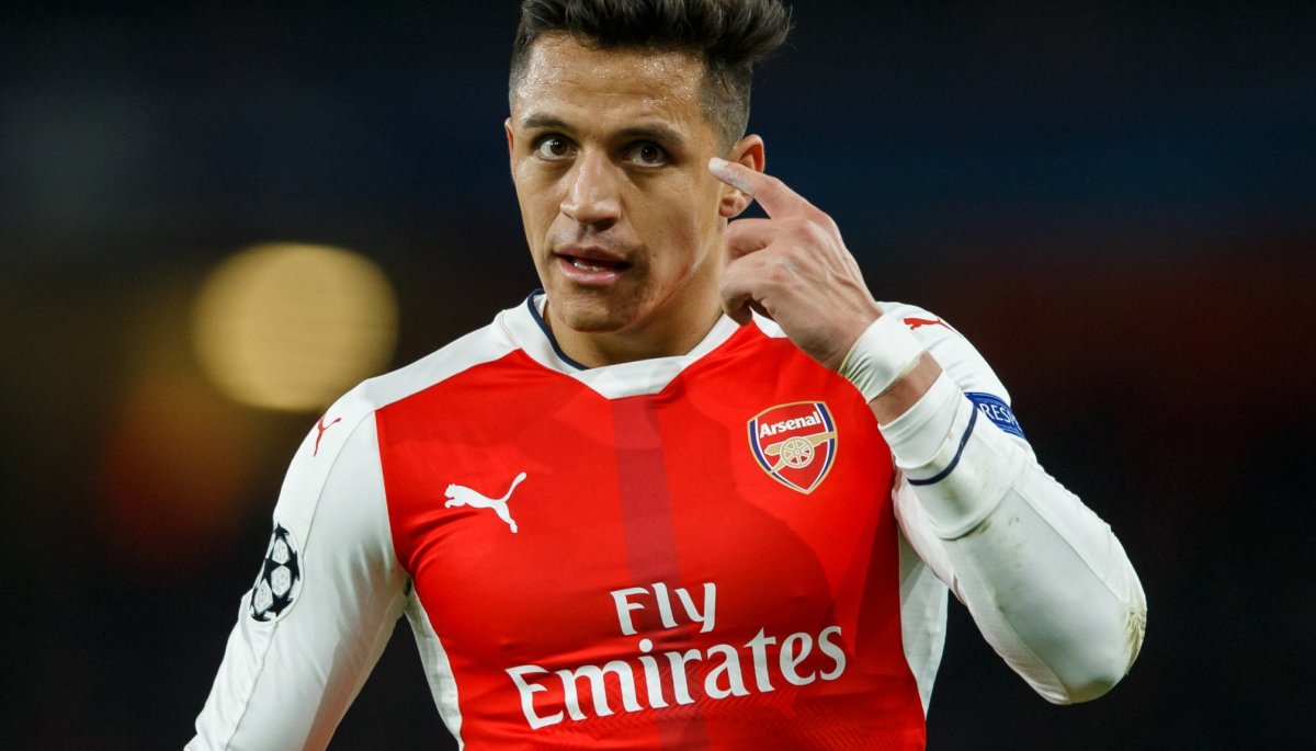 Según un diario británico, Alexis Sánchez «forjó el futuro del Arsenal y perjudicó al United».