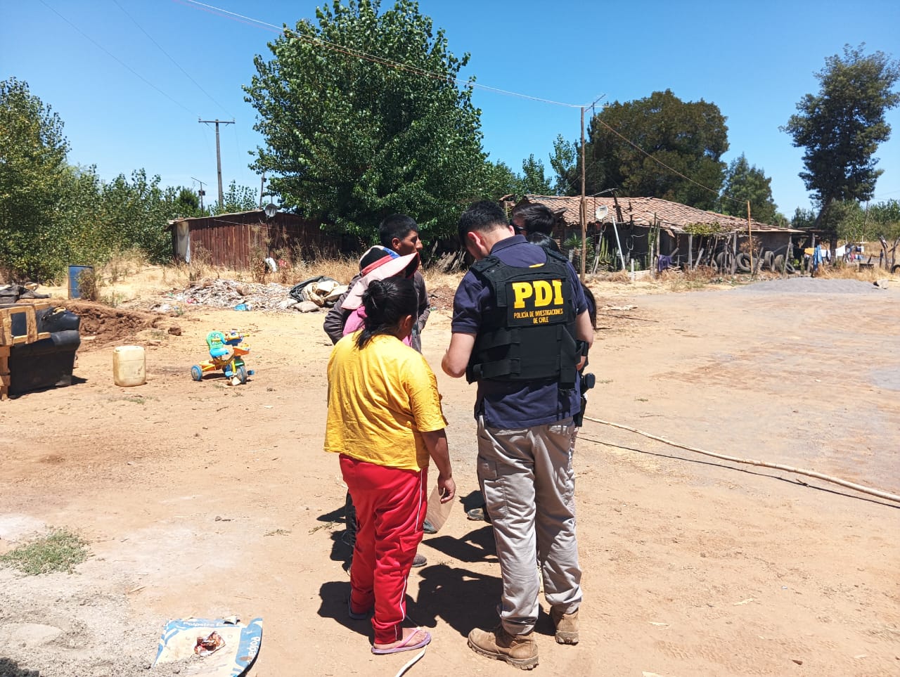 Operativo en Talca y Linares revela la situación de extranjeros en situación irregular.