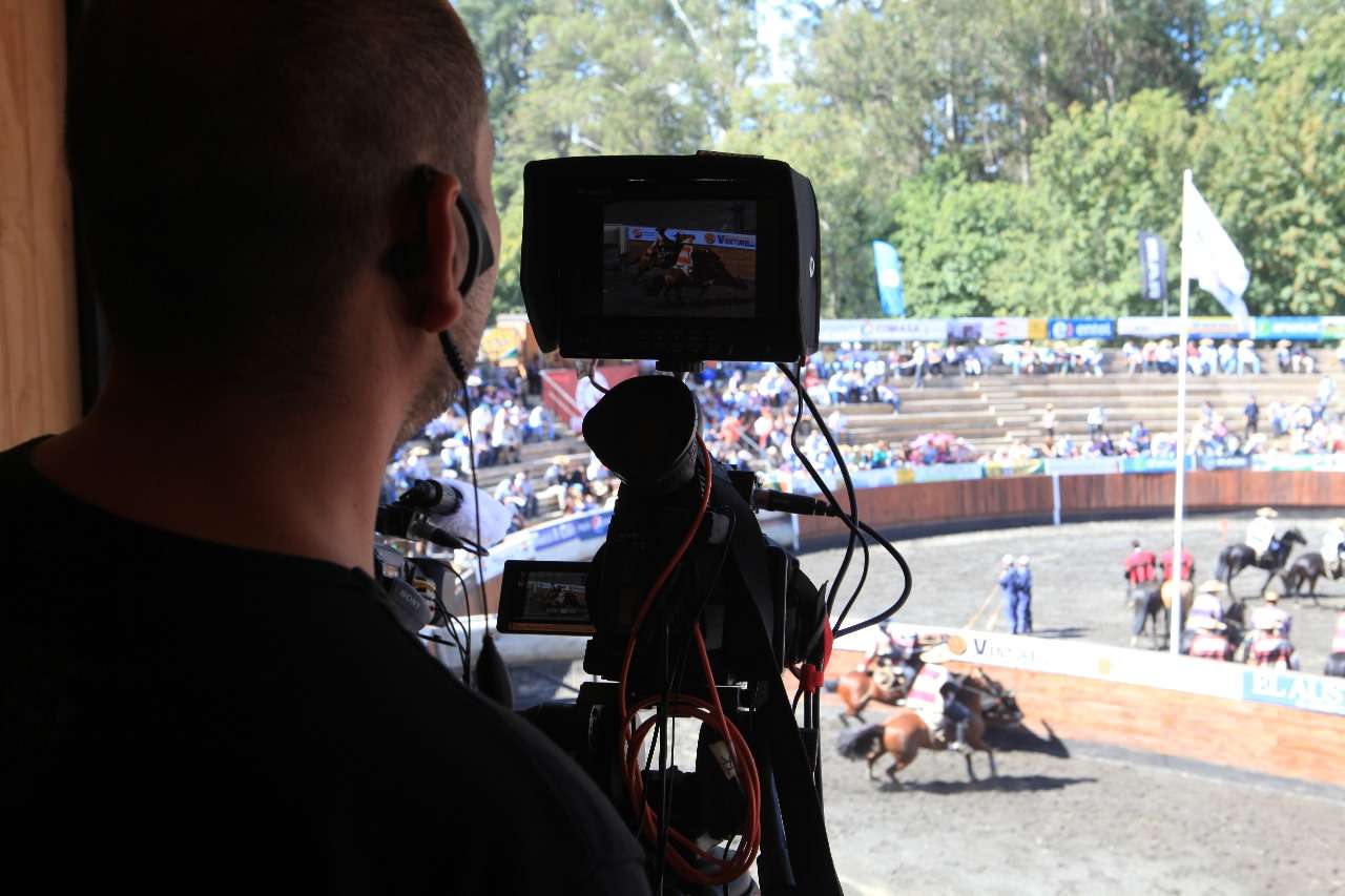 Federación del Rodeo Chileno incorpora un sistema de video asistencia para los jurados.