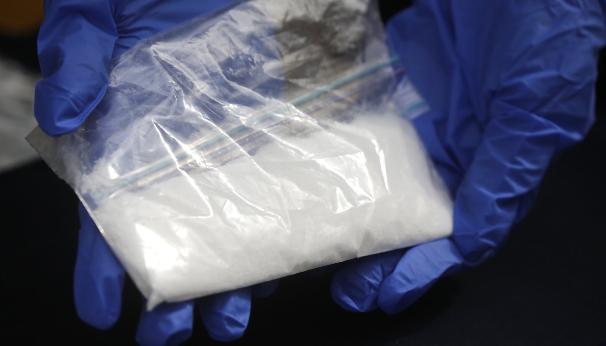 Prisión preventiva para individuo capturado con 4 kilos de ketamina en el aeropuerto Diego Aracena de Iquique.