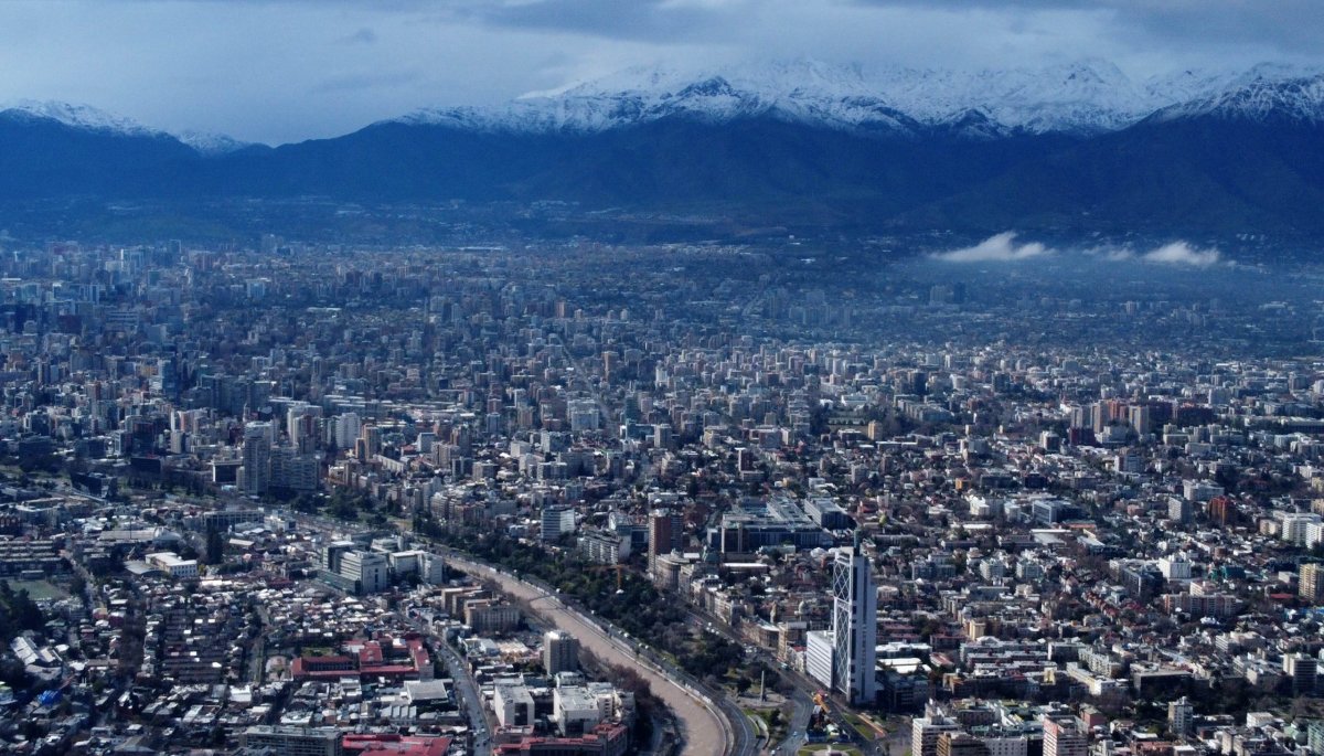 El FMI afirma que la economía chilena se encuentra «en gran medida equilibrada», aunque advierte sobre «altos riesgos externos».