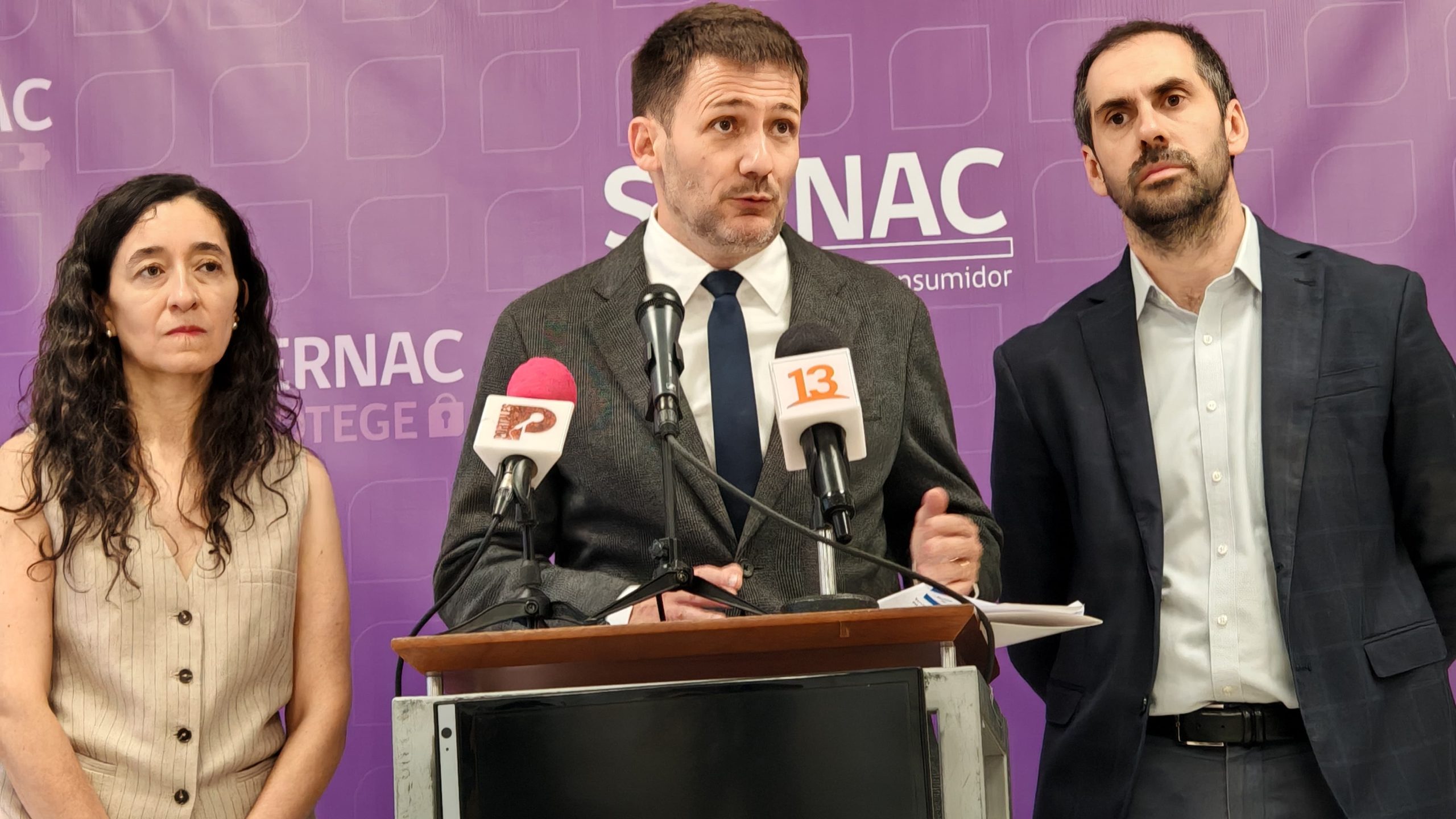 Sernac exhorta a los consumidores a presentar reclamos por daños ocasionados por el corte de electricidad.