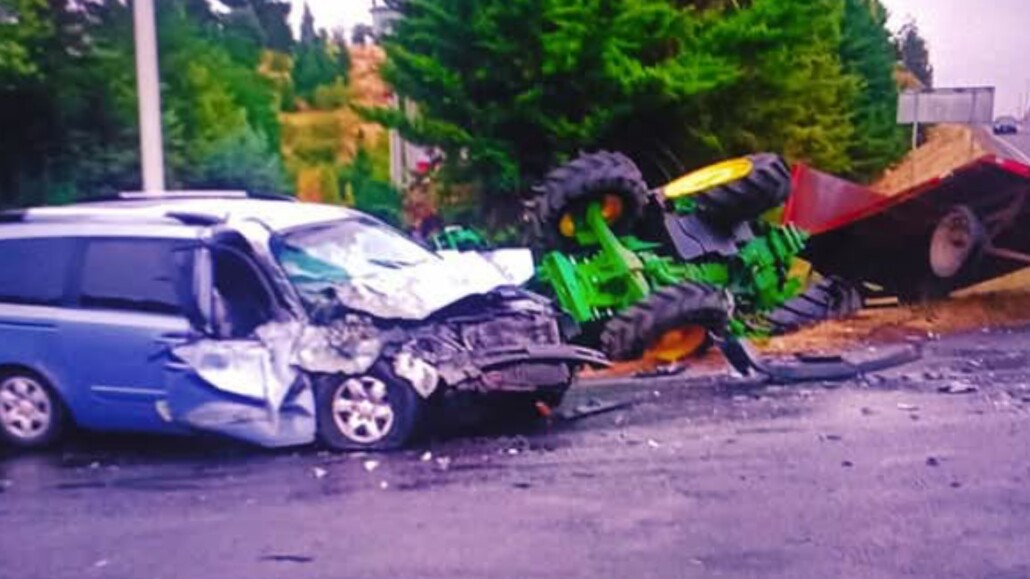 Accidente violento causa lesiones a dos personas en Santa Bárbara.