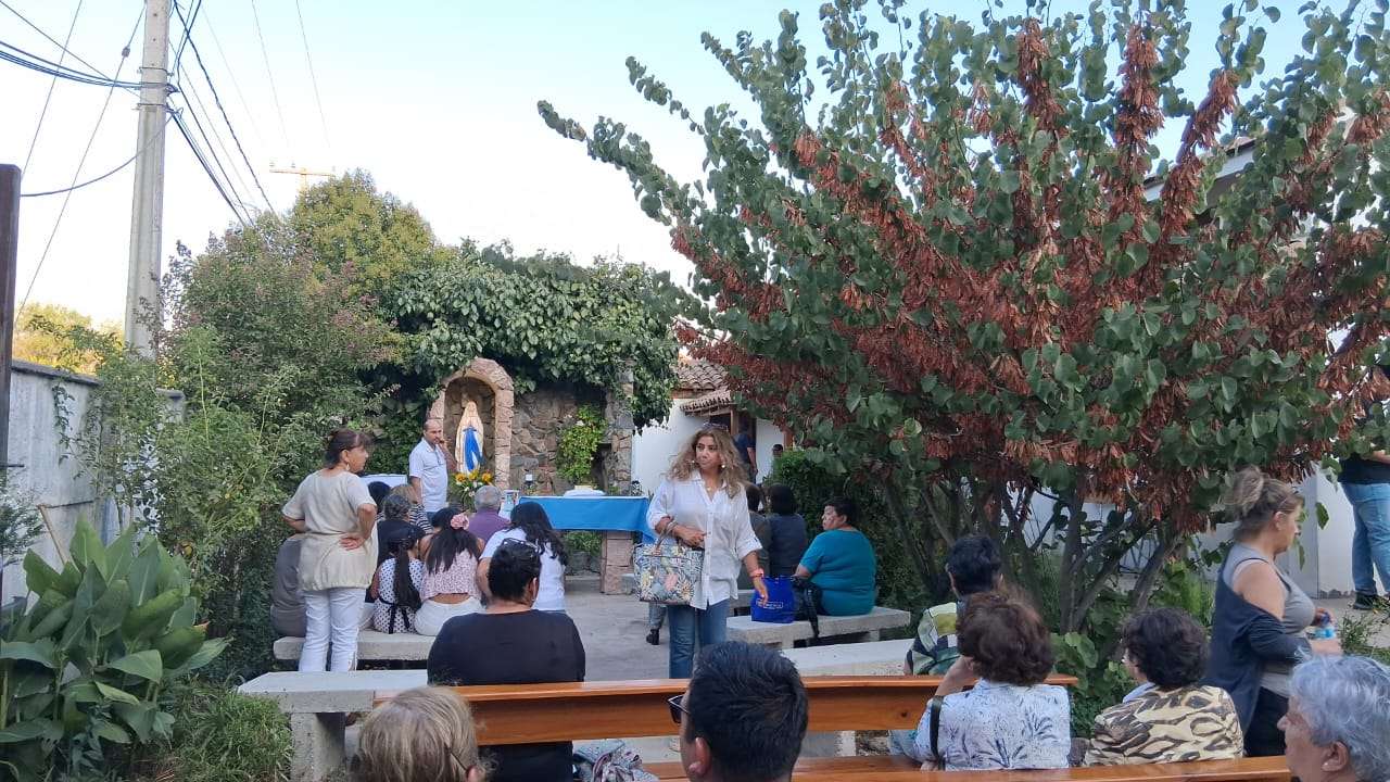 Fieles conmemoraron a la Virgen de Lourdes en toda la región.