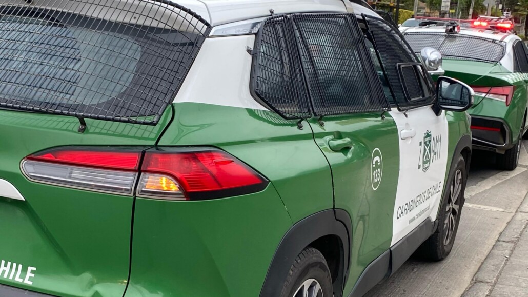 Sujeto fue arrestado tras una persecución por parte de la comunidad en Los Ángeles: Concluyó atado en el suelo.