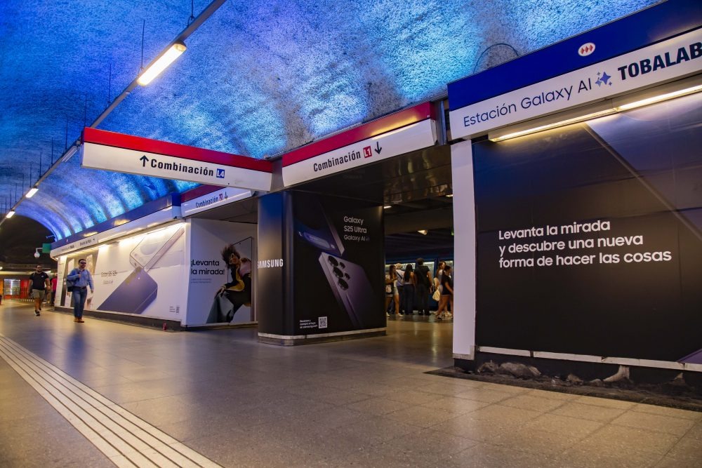 Samsung renombró la estación Tobalaba, siguiendo el ejemplo de Malasia.