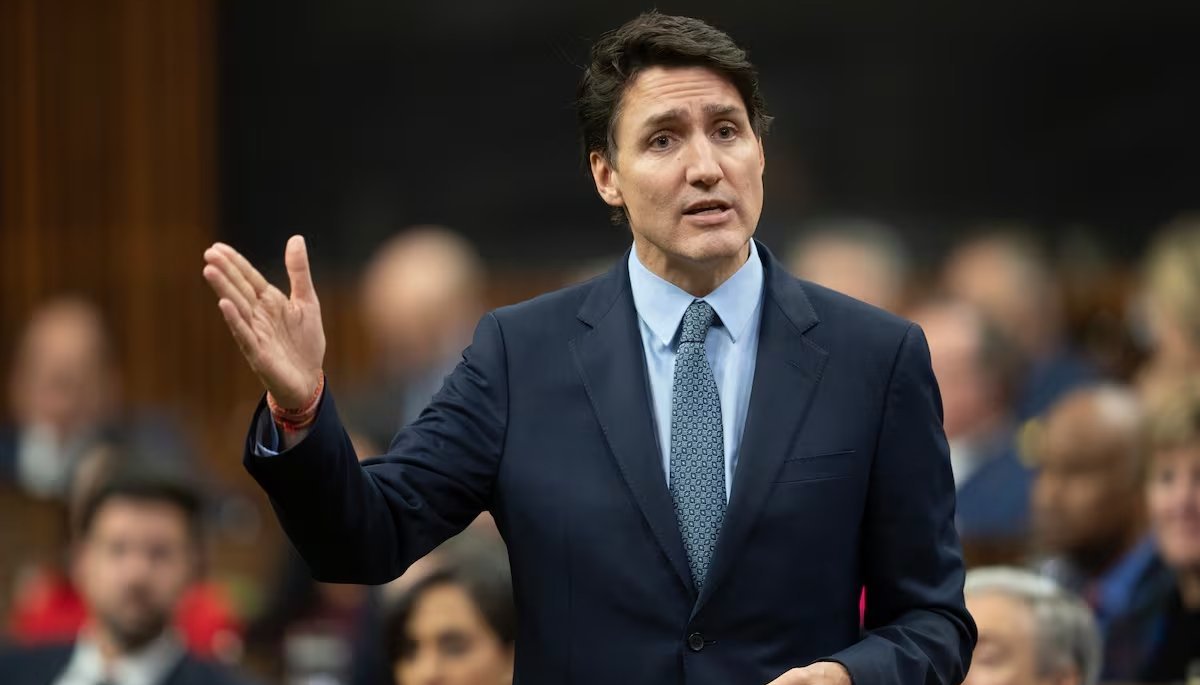 El Primer Ministro de Canadá y Trump pactan un fortalecimiento de la frontera y una moratoria de 30 días en los aranceles.