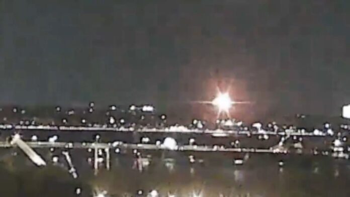 Se sugiere que la falta de competencia pudo haber influido en el accidente de avión en Washington relacionado con Trump.