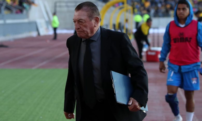 Alarma en el fútbol chileno: Hernán «Clavito» Godoy fue hospitalizado de emergencia en La Florida.
