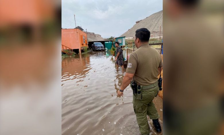 Nueva advertencia por lluvias intensas en el norte del país: 24 personas aisladas en Tarapacá.