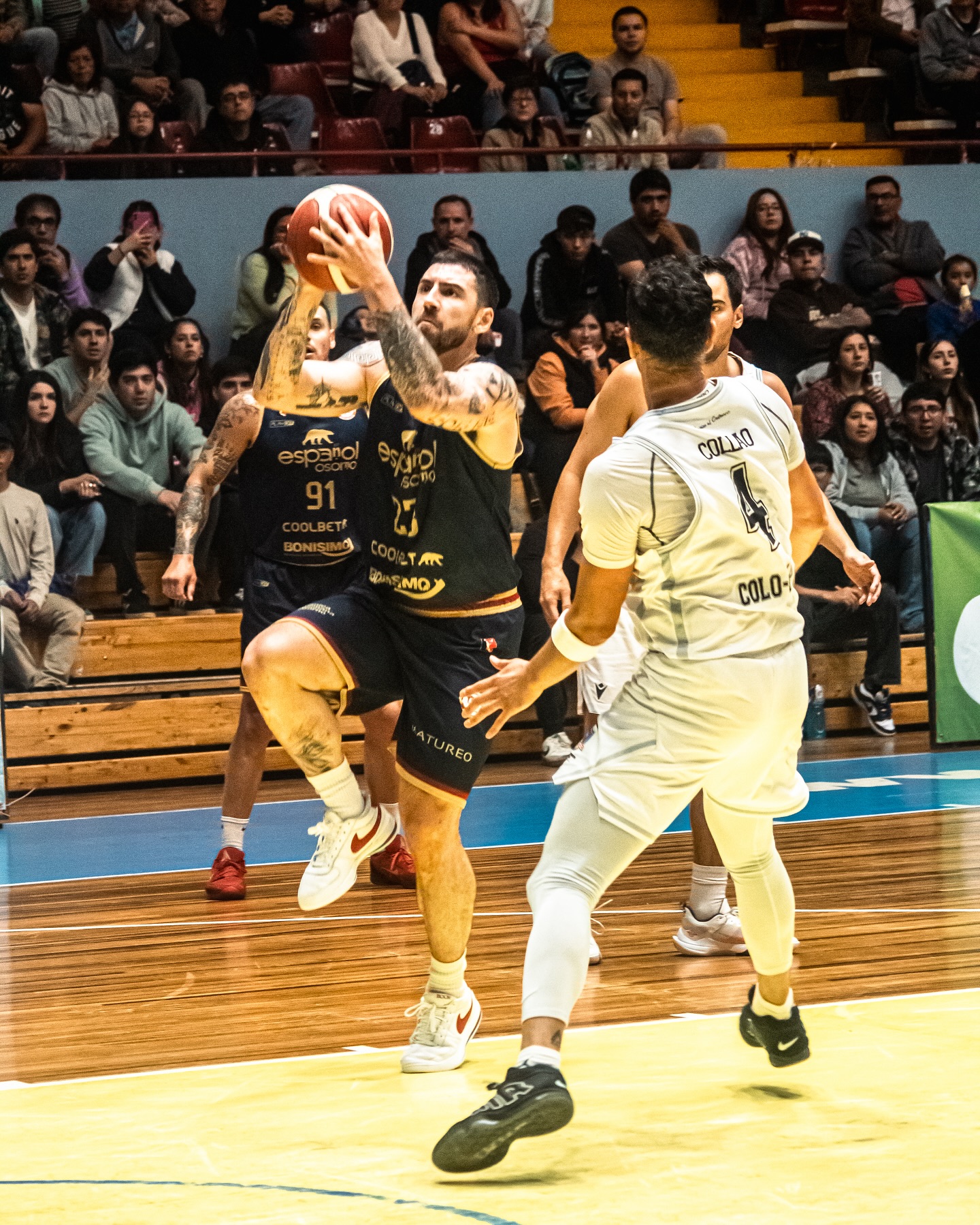 Los favoritos se afianzan en posiciones de vanguardia tras los primeros cruces interzonales.