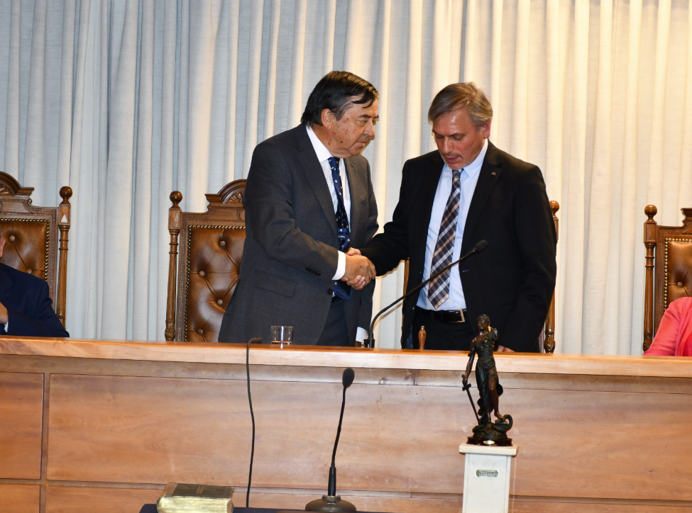 Moisés Muñoz asume la presidencia de la Corte de Talca.