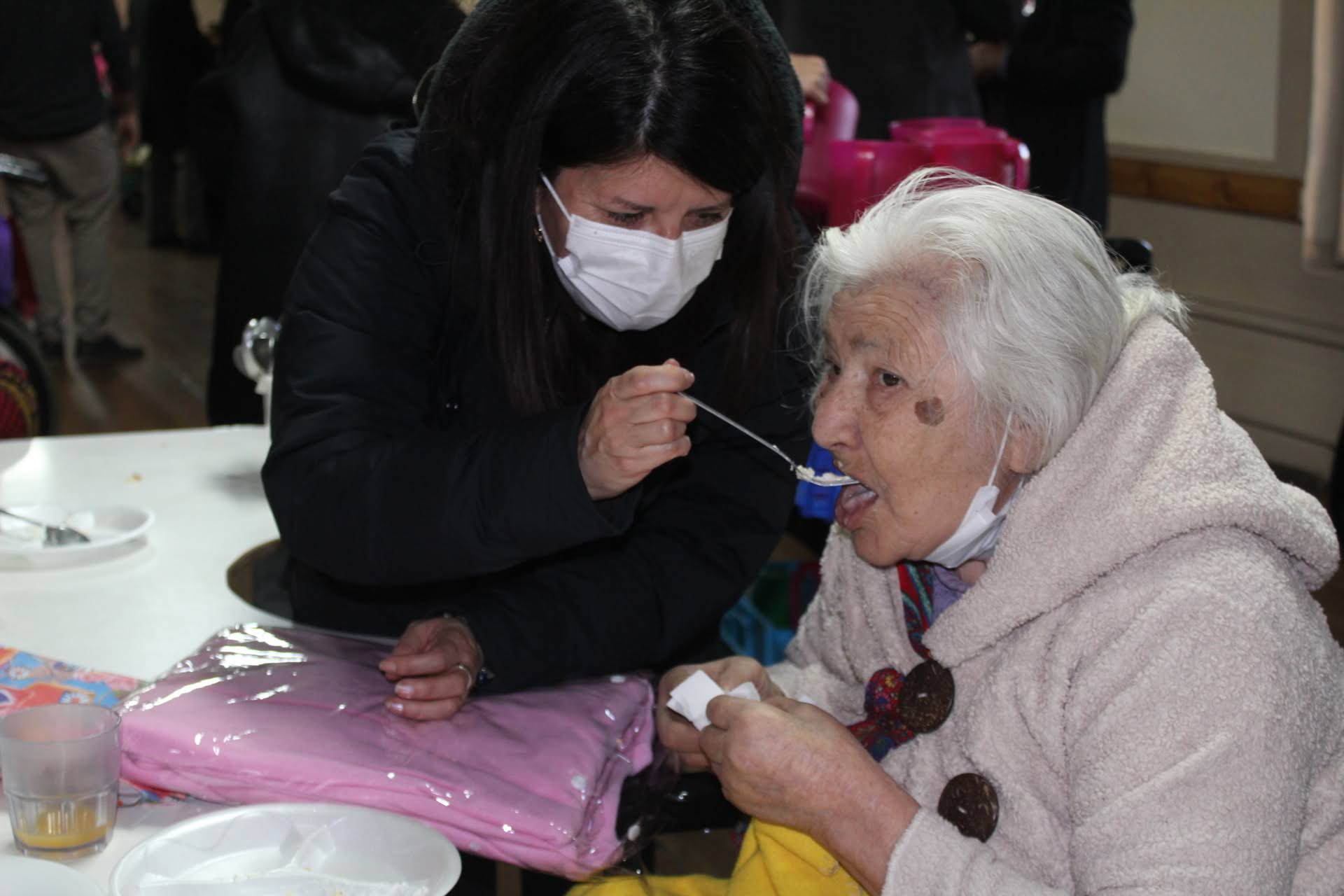 La Fundación Las Rosas invita a participar adquiriendo su SOAP.