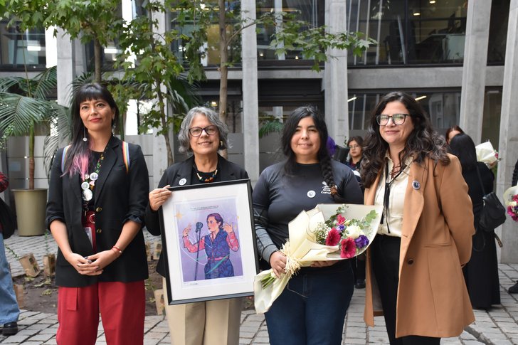 Fernanda Romero fue galardonada con el premio «Elena Caffarena Morice».