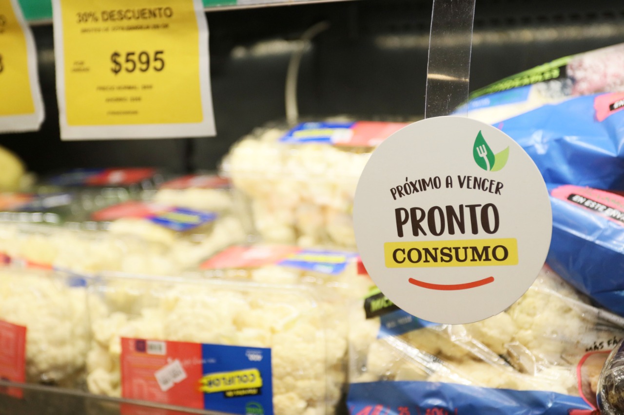 SMU previene el desperdicio de 23.970 toneladas de alimentos mediante iniciativas sostenibles.