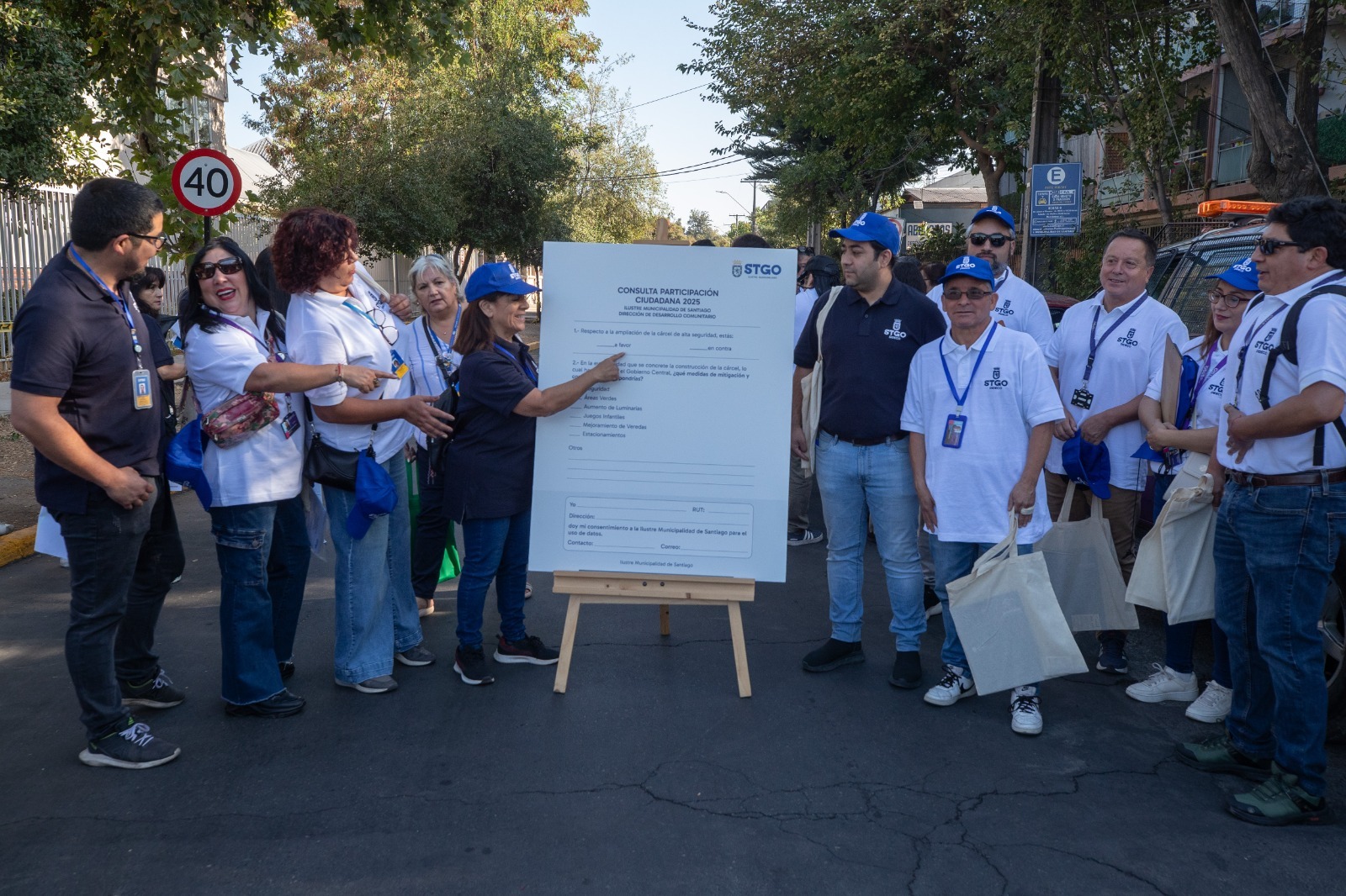 Santiago lleva a cabo una consulta ciudadana participativa sobre la construcción de una nueva cárcel en el sector Pedro Montt.