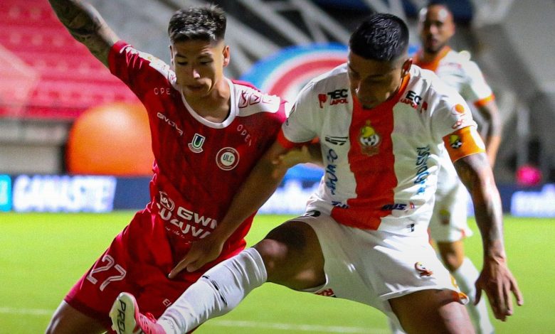 Atacama: Cobresal perdió ante Unión La Calera, que logró remontar el marcador.