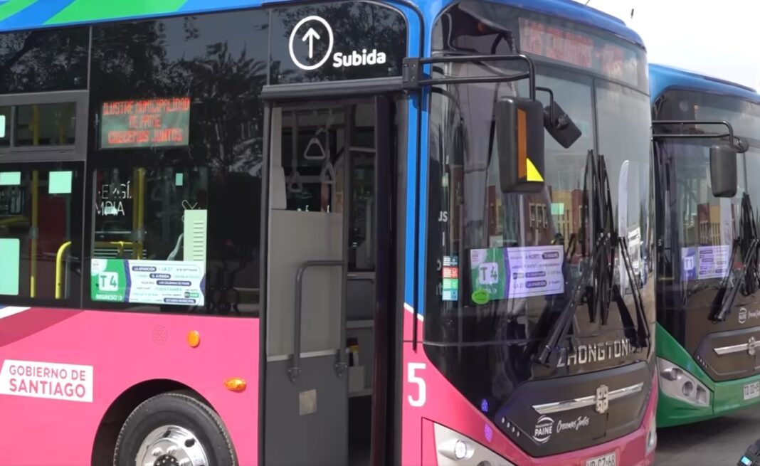 Paine lanza una nueva flota de buses eléctricos para optimizar la conectividad y el transporte de los residentes.