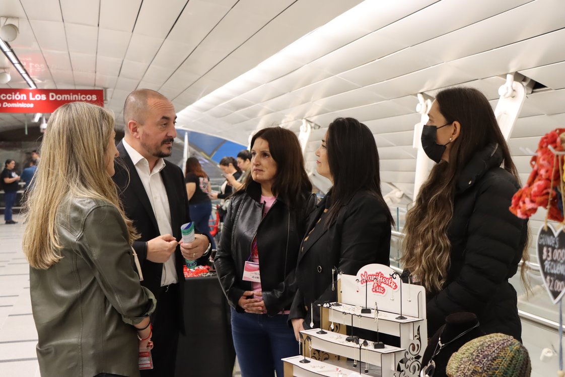 Dedecon y Metro ofrecerán orientación en las estaciones.