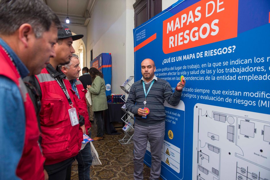 Nuevo reglamento para mejorar la seguridad laboral en Chile.