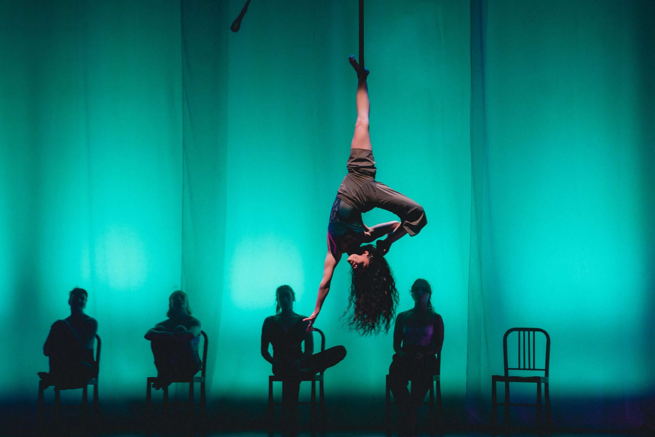 La obra que desafía los estereotipos femeninos.