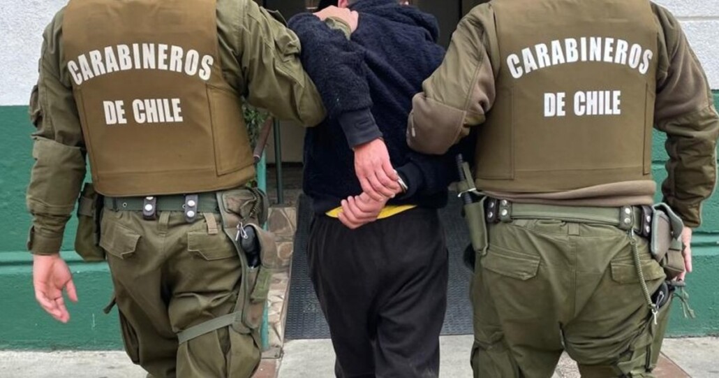 Detienen a sujeto que amenazó de muerte y se enfrentó a Carabineros en Los Ángeles.