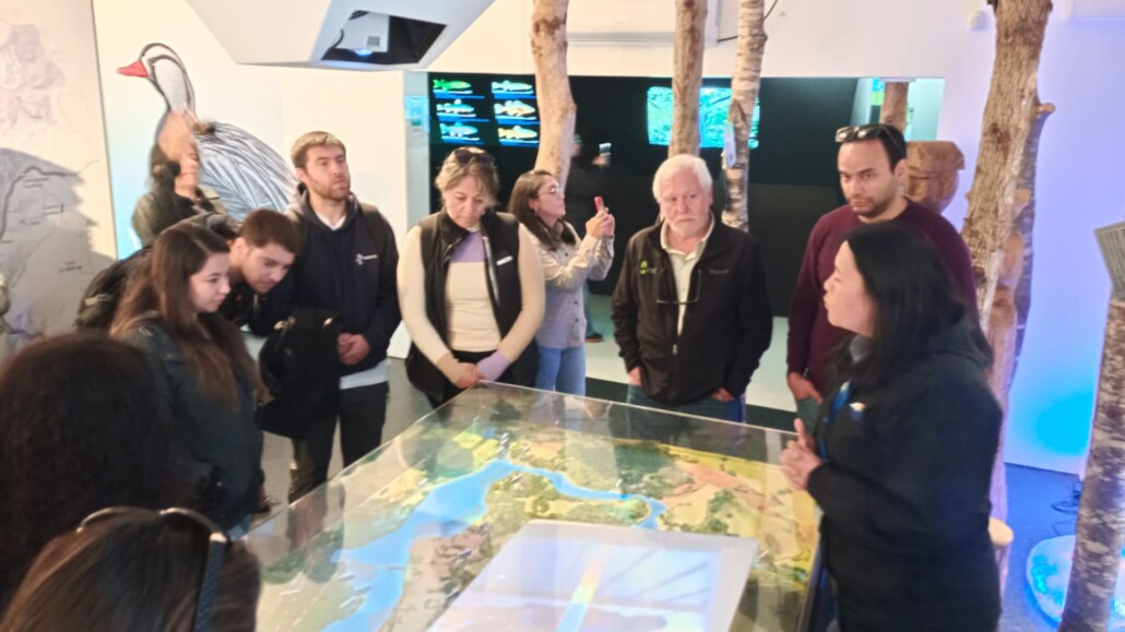 Empresas se reunieron en el Parque Angostura de Colbún para conocer sobre iniciativas medioambientales y comunitarias.