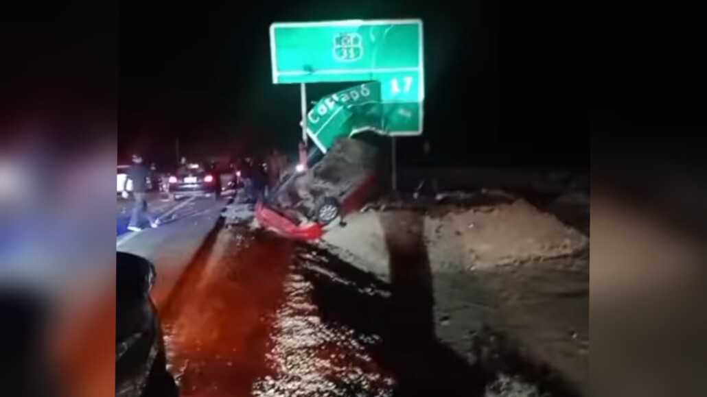 Accidente y volcamiento de un automóvil en concurrida ruta de Copiapó provoca la muerte de dos personas.