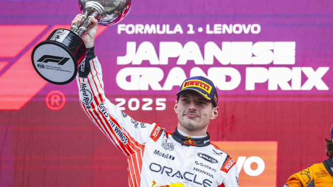 Max Verstappen logró su primera victoria del año al ganar el GP de Japón.