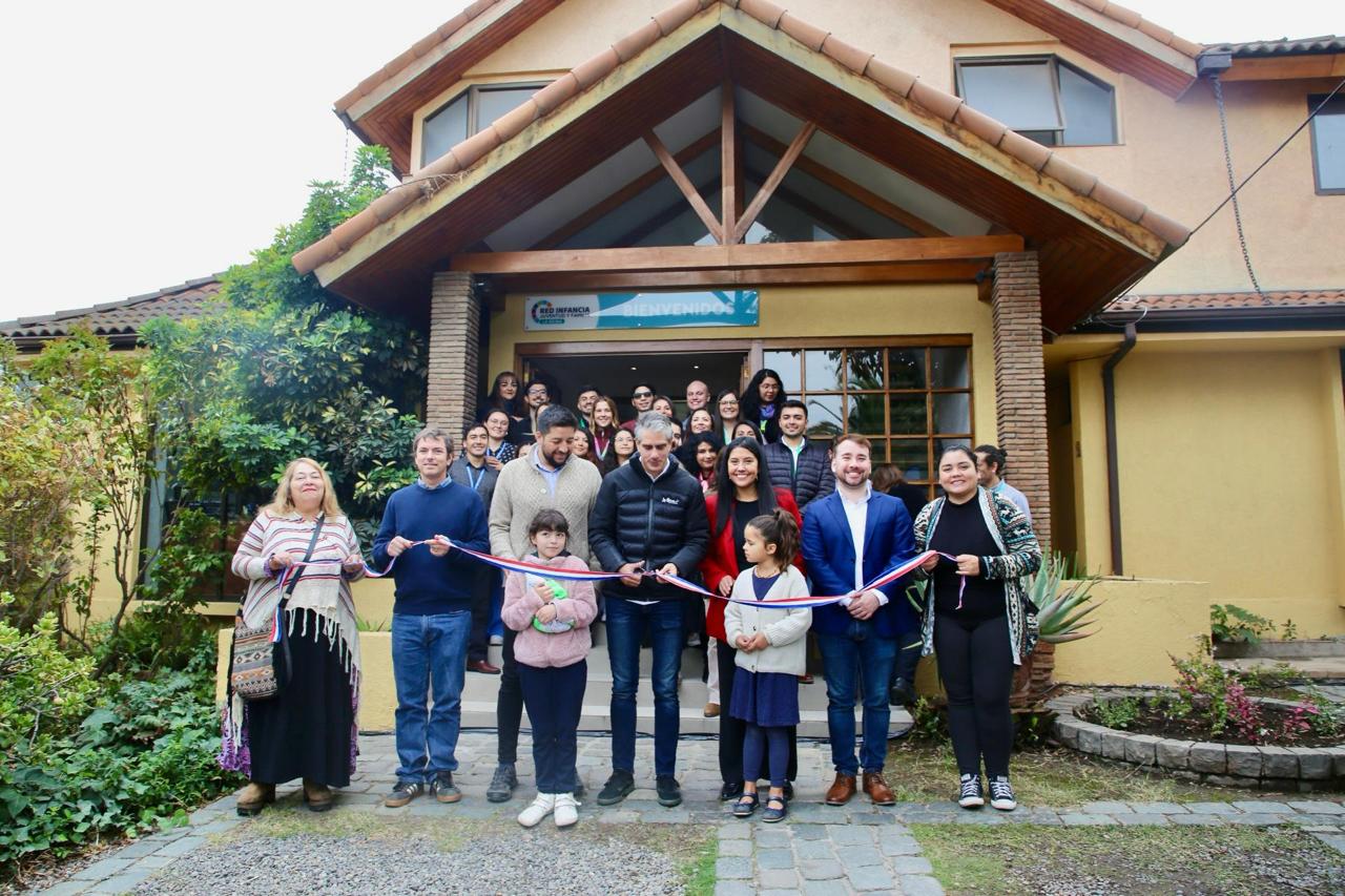 La Reina da inicio a su casa dedicada a la Infancia, Juventud y Familia.