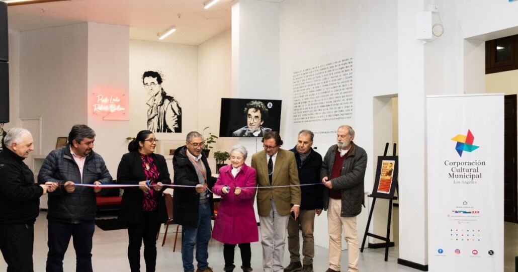 Los Ángeles presenta el “Punto Lector Roberto Bolaño”: un tributo a su legado literario.