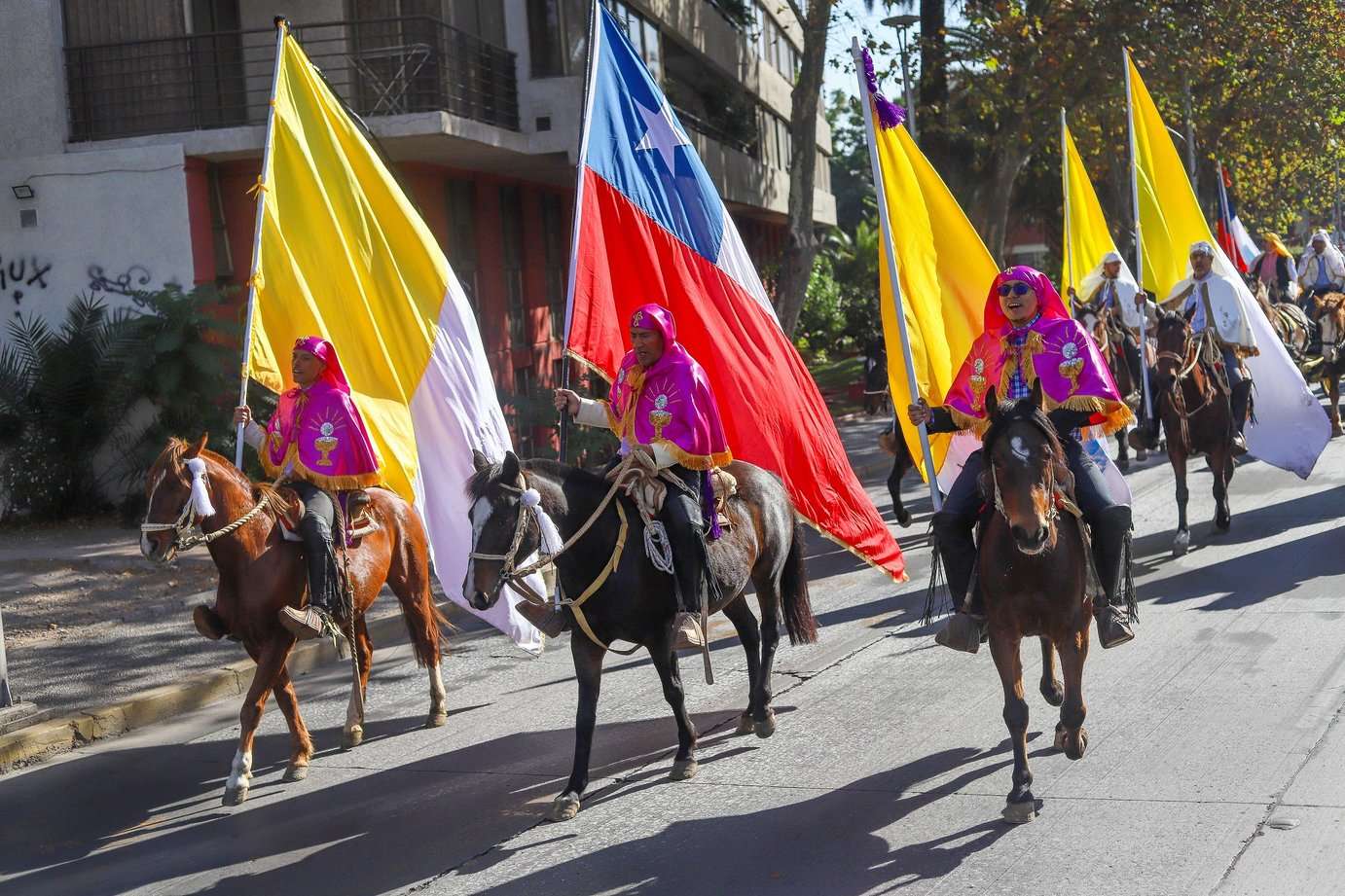 Cuasimodo vuelve a las calles de Santiago Centro después de 25 años.
