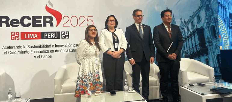 La Contraloría estuvo presente en la edición 2025 de CReCER.
