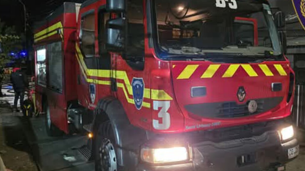 Un incendio destruyó una casa en el sector rural de Los Ángeles.