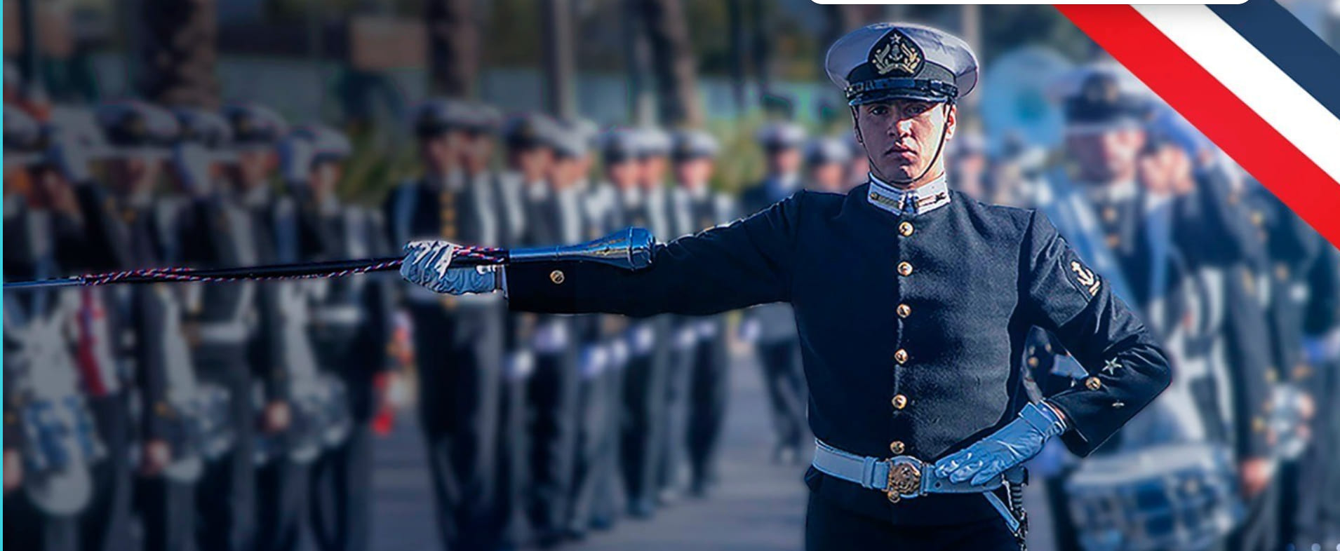 Lo Barnechea celebra las Glorias Navales con un desfile cívico-militar.