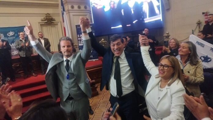 ¿Será la tercera la definitiva? Franco Parisi anuncia su nueva candidatura a La Moneda.