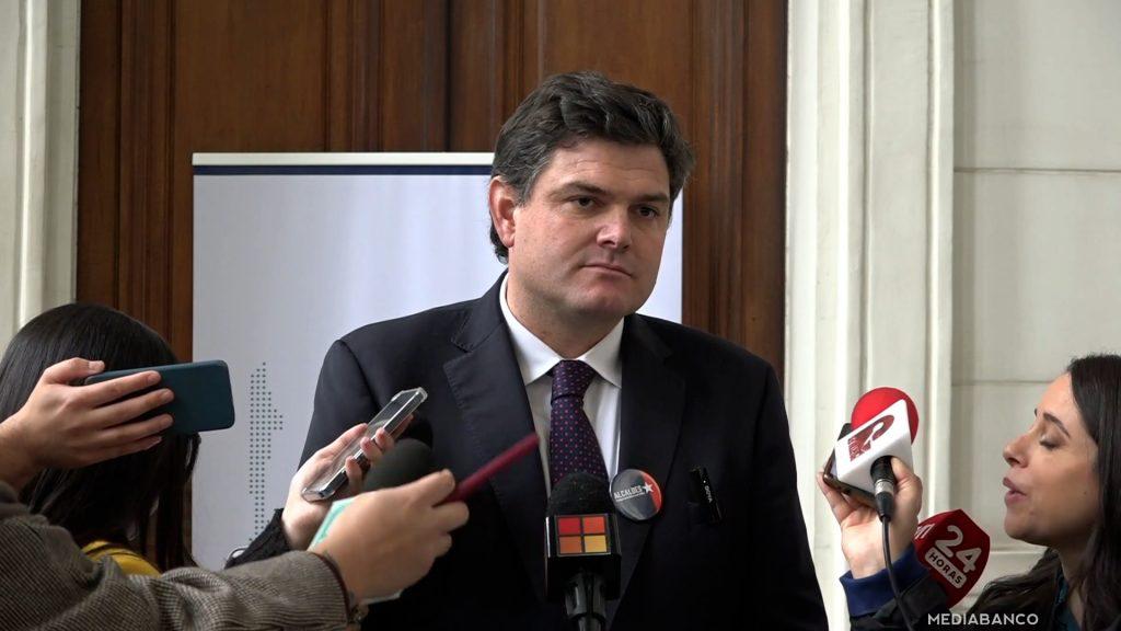 AChM apoya la utilización de detectores de metales en escuelas.