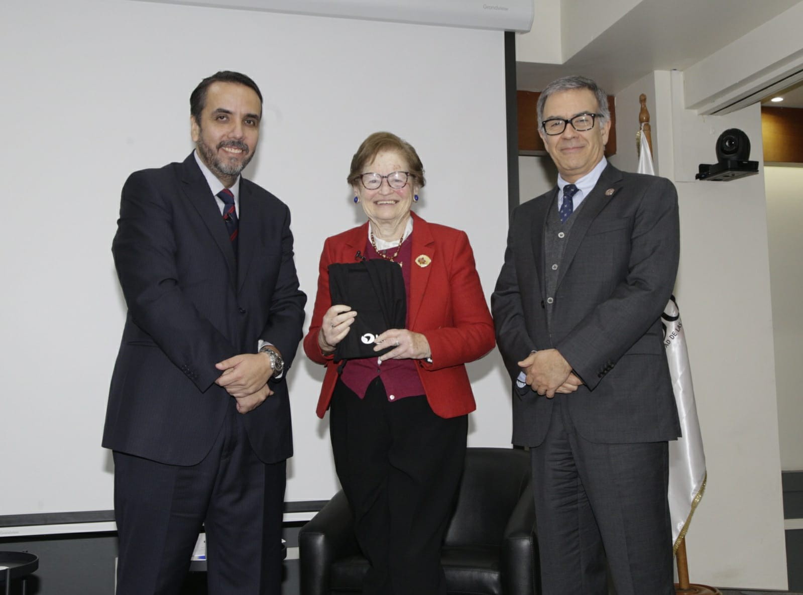 Se presenta el Informe de Estabilidad Financiera del IEF.